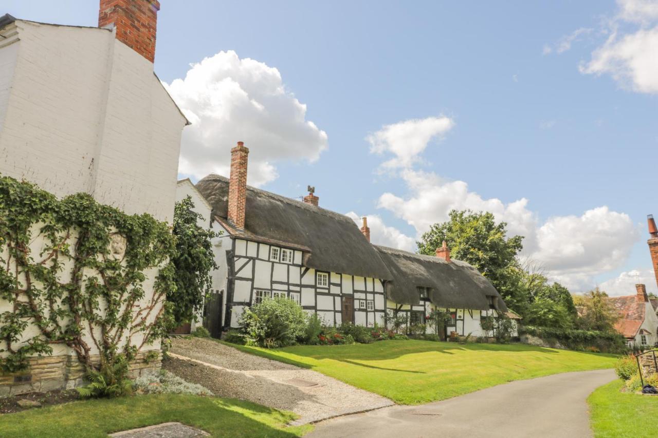 Avon View Villa Stratford-upon-Avon Exterior photo